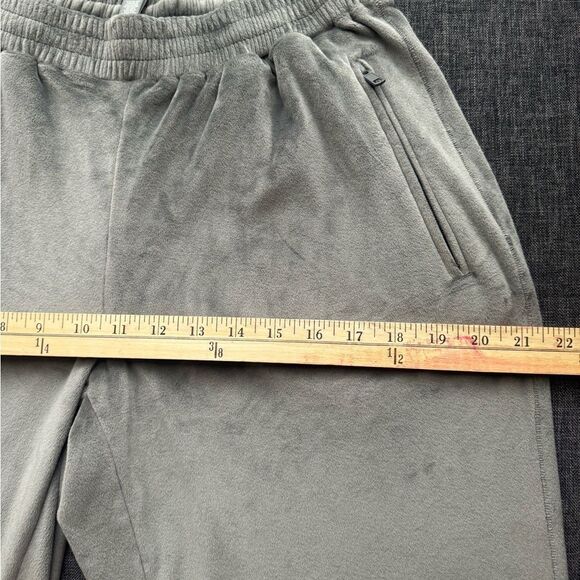 SKIMS Grey Velour Jogger Lounger Pants Size Medium - Picture 9 of 12